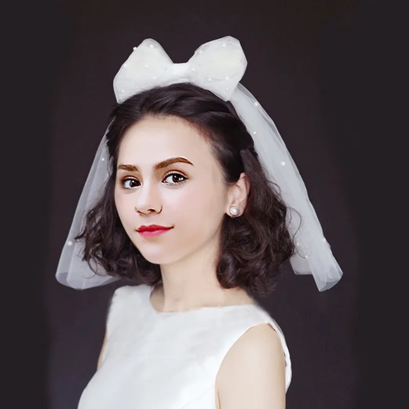 Retro Korean Style Veil Double-Layer Big Bow Dual-Use Comb Bridal Veil Travel Shot Short Pearl Wedding Decoration
Retro Korean Style Veil Double-Layer Big Bow Dual-Use Comb Bridal Veil Travel Shot Short Pearl Wedding Decoration