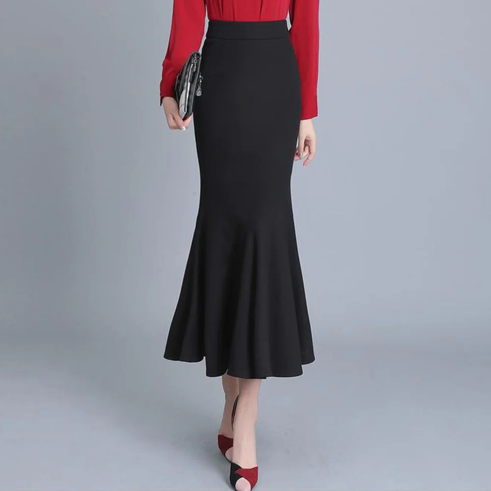 Женская длинная юбка-годе с завышенной талией черная облегающая в винтажном