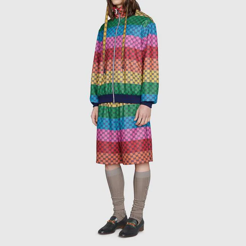 Новинка Осень-зима Радужный спортивный трендовый повседневный костюм популярный цвет свитер с длинными рукавами пятиконечные брюки для му...
Новинка Осень-зима Радужный спортивный трендовый повседневный костюм популярный цвет свитер с длинными рукавами пятиконечные брюки для му...