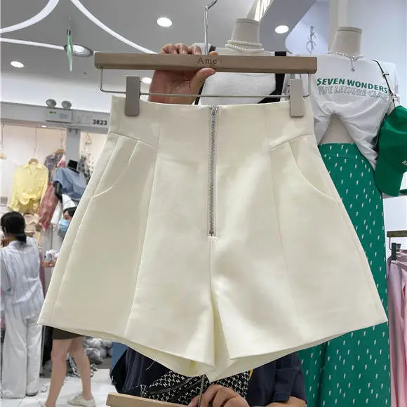 2021 Summer New Slim High Waist A-line Zipper Suit Shorts Korean Solid Color Leisure Wide Leg Pants
2021 Summer New Slim High Waist A-line Zipper Suit Shorts Korean Solid Color Leisure Wide Leg Pants