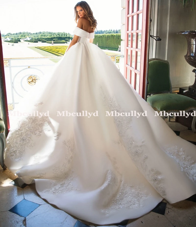 Mbcullyd, , 2020
Mbcullyd, , 2020