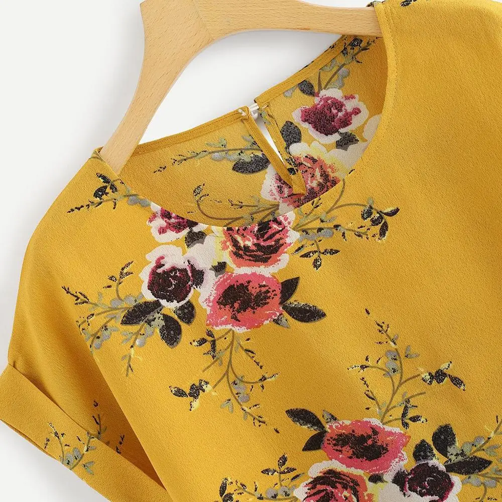 Summer Fashion Floral Print Blouse Pullover Ladies O-Neck Tee Tops Female Women's Short Sleeve Shirt Blusas Femininas Clothing 
Summer Fashion Floral Print Blouse Pullover Ladies O-Neck Tee Tops Female Women's Short Sleeve Shirt Blusas Femininas Clothing