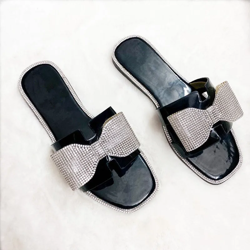2021 Women Brand Summer Slides High Quality Open Toe Flat Casual Woman Slipper Female Beach Flip Flops PVC Crystal Slides
2021 Women Brand Summer Slides High Quality Open Toe Flat Casual Woman Slipper Female Beach Flip Flops PVC Crystal Slides