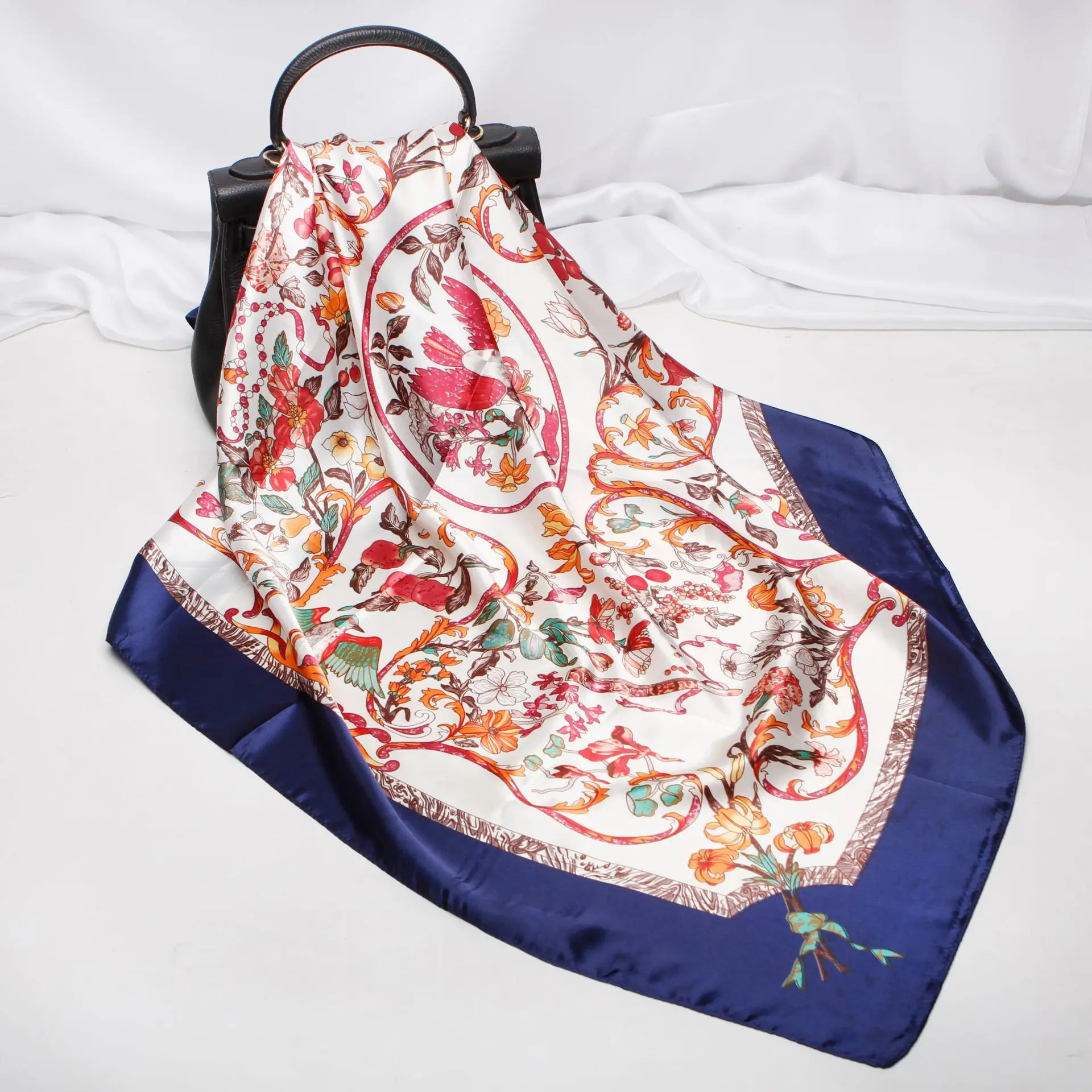 2020 90x90 Flower floral Multipurpose women Silk twill scarf Satin square tie Hairband ladies foulard femme towel bufanda shawl
2020 90x90 Flower floral Multipurpose women Silk twill scarf Satin square tie Hairband ladies foulard femme towel bufanda shawl