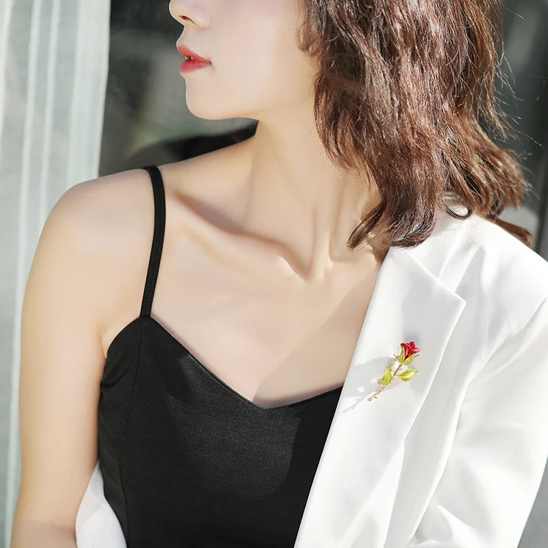 Flowers Korean Rose Brooch High-end Couple Brooch Pin Buckle Needle Safety Brooch Pins Clothing Accessories Brooches Women
Flowers Korean Rose Brooch High-end Couple Brooch Pin Buckle Needle Safety Brooch Pins Clothing Accessories Brooches Women