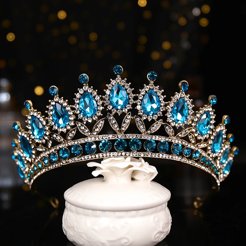 Tiara Wedding Bride Crown Fashionable And Elegant European And American Royal Blue Crystal Semicircle Bridal Jewelry Prom Gift
Tiara Wedding Bride Crown Fashionable And Elegant European And American Royal Blue Crystal Semicircle Bridal Jewelry Prom Gift
