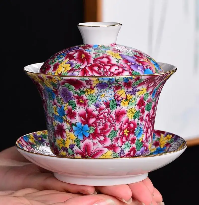 240ml Jingdezhen Porcelain Gaiwan Hand Painted Flowers Enamel Teapot Office Kung Fu Tea Set Master Tea Bowls Drinkware Teaware
240ml Jingdezhen Porcelain Gaiwan Hand Painted Flowers Enamel Teapot Office Kung Fu Tea Set Master Tea Bowls Drinkware Teaware