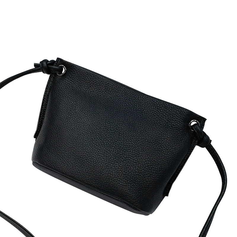Leather bag female 2020 new head layer soft leather retro art bucket bag shoulder bag new small shoulder bag female
Leather bag female 2020 new head layer soft leather retro art bucket bag shoulder bag new small shoulder bag female