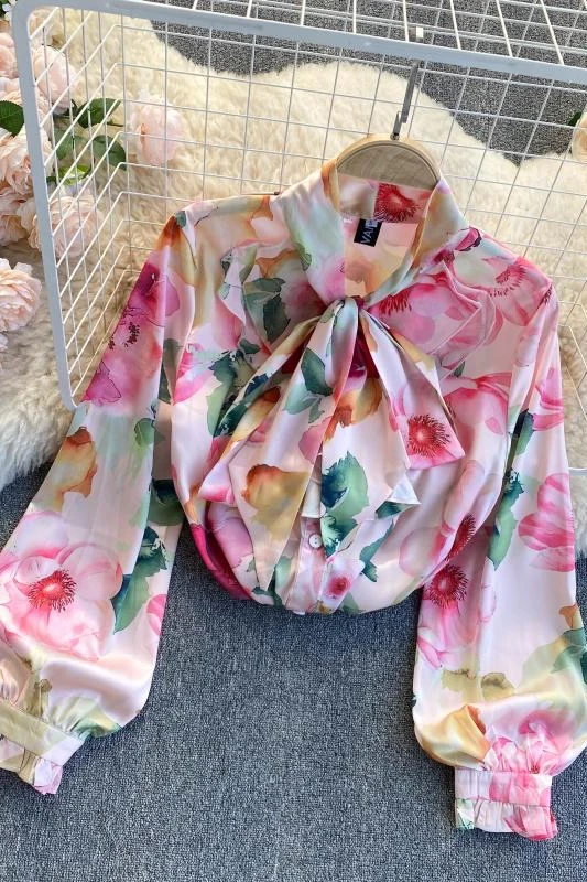 2021 Spring and Autumn New Vintage Fashion Print Loose Plus Size Ruffled Bow Collar Puff Sleeve Shirt Top for Women
2021 Spring and Autumn New Vintage Fashion Print Loose Plus Size Ruffled Bow Collar Puff Sleeve Shirt Top for Women