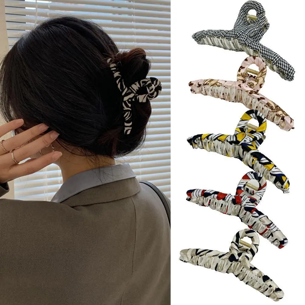 Fashion Leopard Print Hair Clips Hair Claws Geometric Hair Clamp Grab Hair Grip for Women Girls Hairpin Hair Accessories
Fashion Leopard Print Hair Clips Hair Claws Geometric Hair Clamp Grab Hair Grip for Women Girls Hairpin Hair Accessories