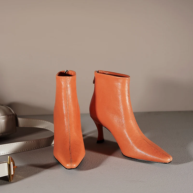 Concise Genuine Leather Women's Ankle Boots Fashion Quality backe Zipper High Heels shoes Wedding Working Shoes Woman
Concise Genuine Leather Women's Ankle Boots Fashion Quality backe Zipper High Heels shoes Wedding Working Shoes Woman
