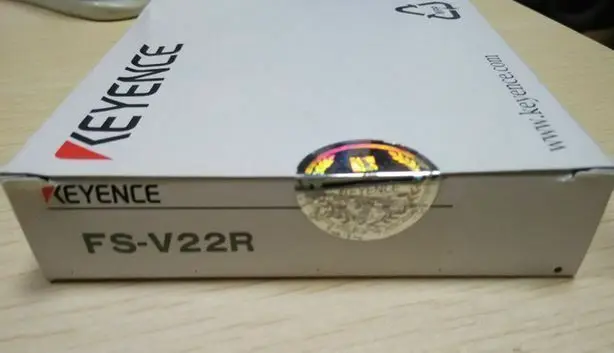 1 шт. Новые Keyence FS V22R FSV22R оптический волоконный усилитель Сенсор в