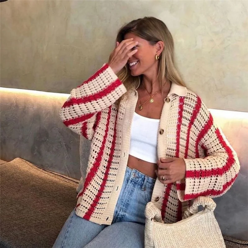 Knitted Hollow Out Women's Shorts Sets Long Sleeve Cardigan For Women And Red Stripe Shorts Loose Y2K 2021 Autumn Casual Sweater
Knitted Hollow Out Women's Shorts Sets Long Sleeve Cardigan For Women And Red Stripe Shorts Loose Y2K 2021 Autumn Casual Sweater