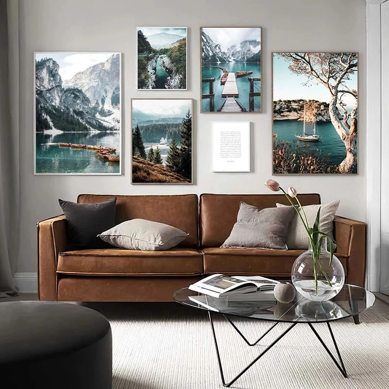 Картина на стену в скандинавском стиле с изображением пейзажа горного озера