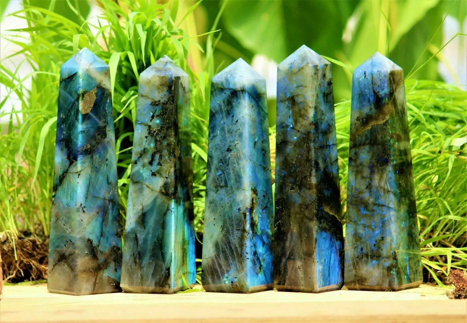 1pcs Natural Very beautiful Colorful Labradorite Wand Quartz Healing Crystal Point
1pcs Natural Very beautiful Colorful Labradorite Wand Quartz Healing Crystal Point