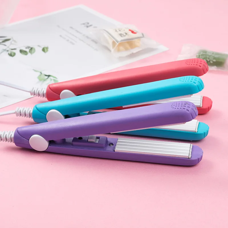 Mini Portable Simple Solid Color Plastic Household Handheld Electric Vacuum Food And Snack Heat Sealing Machine
Mini Portable Simple Solid Color Plastic Household Handheld Electric Vacuum Food And Snack Heat Sealing Machine