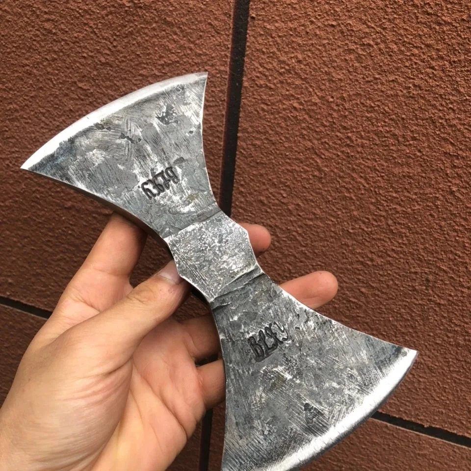 Double edged axe outdoor camping axe Viking track steel hand forged axe home wood chopping wood chopping wood axe multi-function
Double edged axe outdoor camping axe Viking track steel hand forged axe home wood chopping wood chopping wood axe multi-function