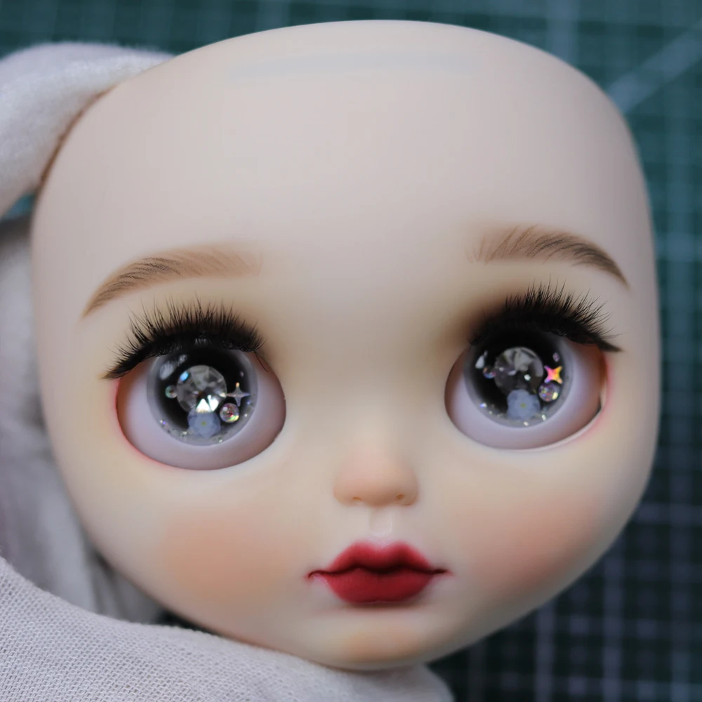 Blyth Doll Face Plate for diy your blyth makeup Including Back Plate customization doll Nude blyth white skin 11.21.10
Blyth Doll Face Plate for diy your blyth makeup Including Back Plate customization doll Nude blyth white skin 11.21.10