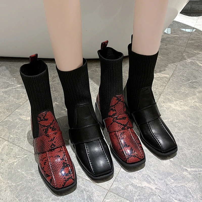 Ботильоны женские на платформе, роскошные дизайнерские полусапожки на средней резиновой подошве, белые, Осень-зима 20
Ботильоны женские на платформе, роскошные дизайнерские полусапожки на средней резиновой подошве, белые, Осень-зима 20