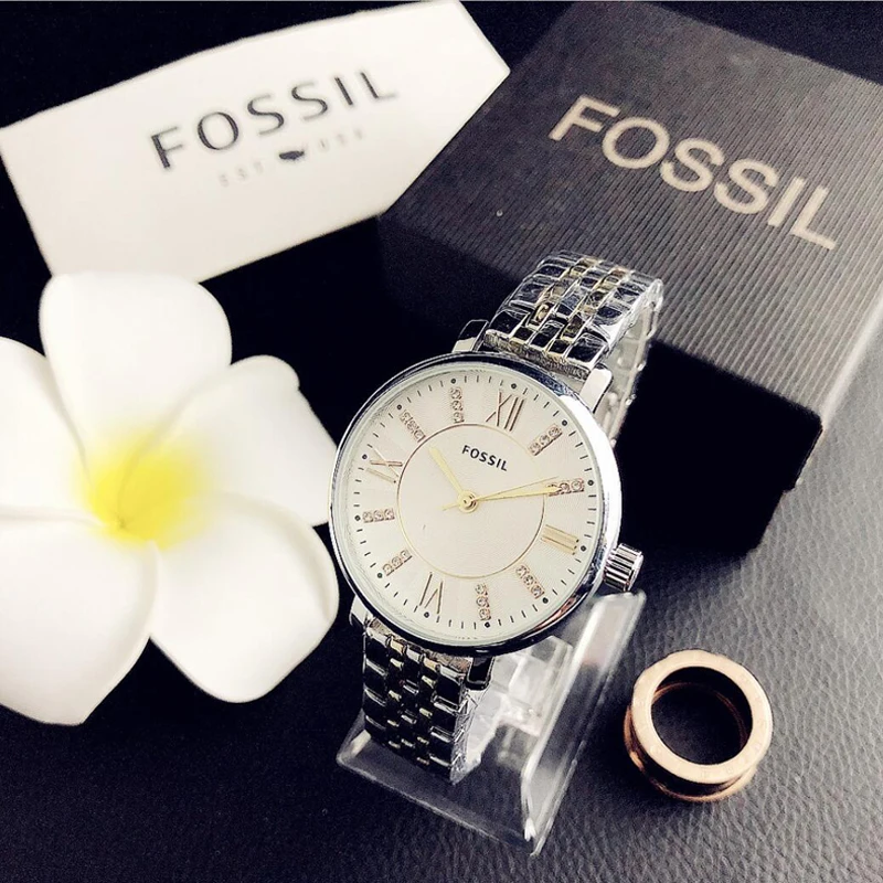 Luxury Fossil- Quartz Wrist Dress Women Watches Silver Bracelet Ladies Watch Stainless Steel Clock Casual Watch 
Luxury Fossil- Quartz Wrist Dress Women Watches Silver Bracelet Ladies Watch Stainless Steel Clock Casual Watch