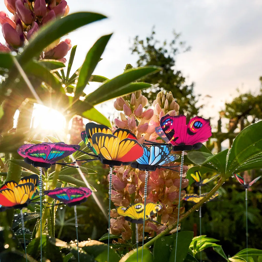 

Букет бабочек, садовый двор, плантатор, красочные причудливые бабочки, украшение для улицы, цветочный фон