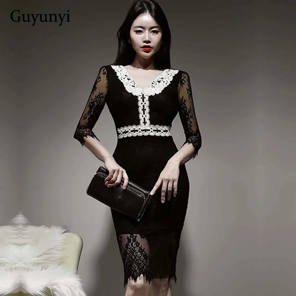 Sexy Perspective Lace Dress 2022 Spring High Waist Tight Dress V-Neck White Lace Decoration Half Sleeve Elegant Party Dress
Sexy Perspective Lace Dress 2022 Spring High Waist Tight Dress V-Neck White Lace Decoration Half Sleeve Elegant Party Dress