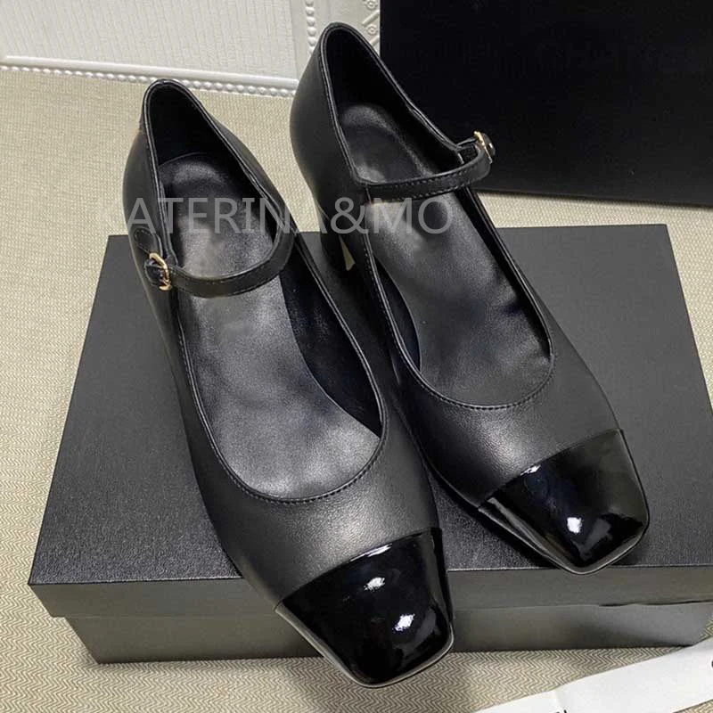 Роскошные брендовые Ретро туфли с квадратным носком на массивной кожаной подошве на высоком каблуке женские туфли с ремешком из натурально... 
Роскошные брендовые Ретро туфли с квадратным носком на массивной кожаной подошве на высоком каблуке женские туфли с ремешком из натурально...