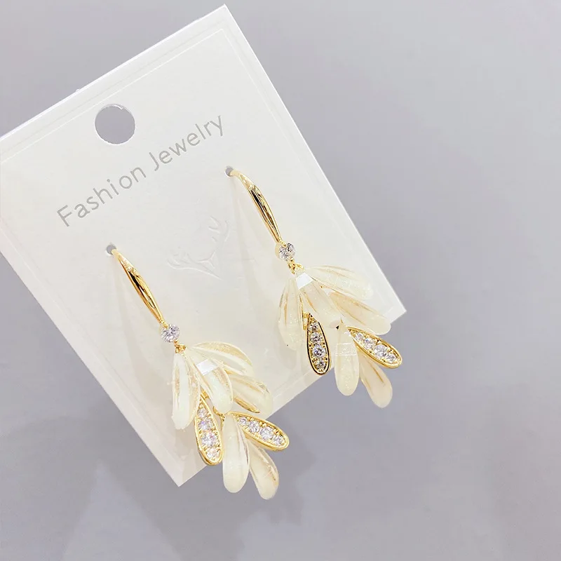Wholesale Water Drop Earrings Sterling Silvers Post New Frosty Style Stud Long Zircon Wheat For Women Jewelry
Wholesale Water Drop Earrings Sterling Silvers Post New Frosty Style Stud Long Zircon Wheat For Women Jewelry