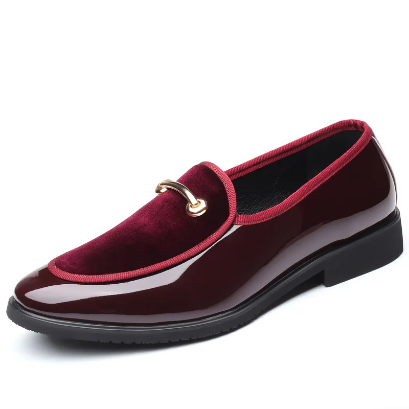 2019 New Fashion Men Formal Patent Leather Flat Slip-on Dress Shoes Casual Pointed Toe Solid Color Wedding Loafers Men Shoes
2019 New Fashion Men Formal Patent Leather Flat Slip-on Dress Shoes Casual Pointed Toe Solid Color Wedding Loafers Men Shoes
