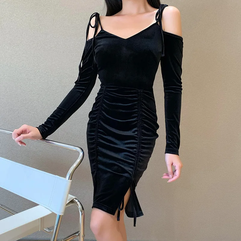 sexy pure V Neck off shoulder dress women autumn winter club party night Elegant midi dress dress dress women dress women
sexy pure V Neck off shoulder dress women autumn winter club party night Elegant midi dress dress dress women dress women