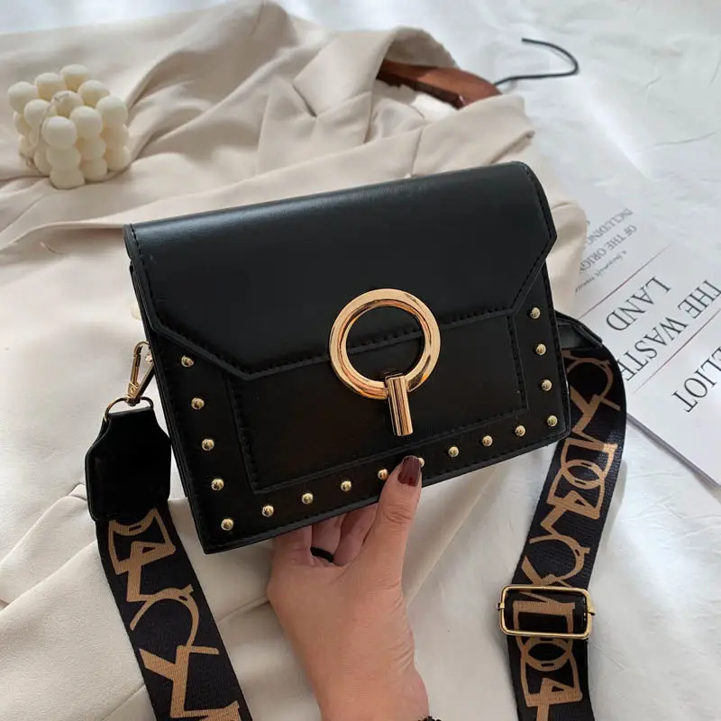 Женская сумка через плечо с металлическими заклепками, декоративная модная роскошная кожаная сумка с ремнем, оптовая продажа, новинка 2021, ж...
Женская сумка через плечо с металлическими заклепками, декоративная модная роскошная кожаная сумка с ремнем, оптовая продажа, новинка 2021, ж...