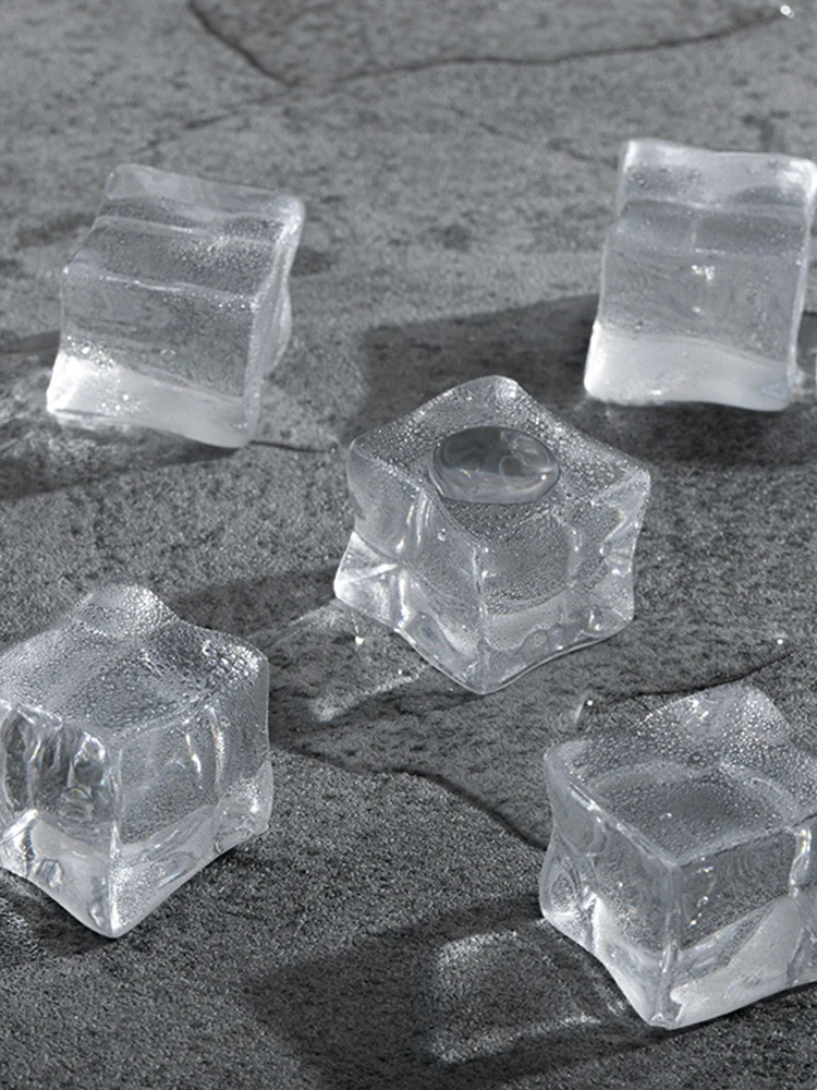 5pcs artificial ice cubes acrylic fake crystal wedding bar party beer decorations accessories drinks whiskey photography props
5pcs artificial ice cubes acrylic fake crystal wedding bar party beer decorations accessories drinks whiskey photography props