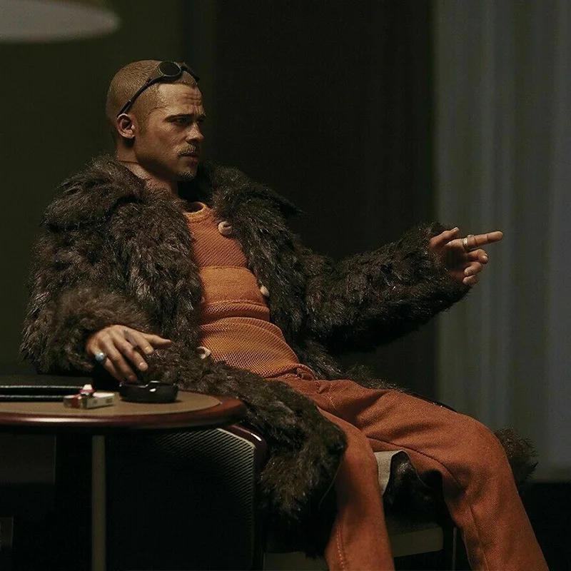 1/6 Action Figure BLITZWAY BW-FC00325 Fight Club Taylor Brad Pitt Fur Coat Ver 
1/6 Action Figure BLITZWAY BW-FC00325 Fight Club Taylor Brad Pitt Fur Coat Ver