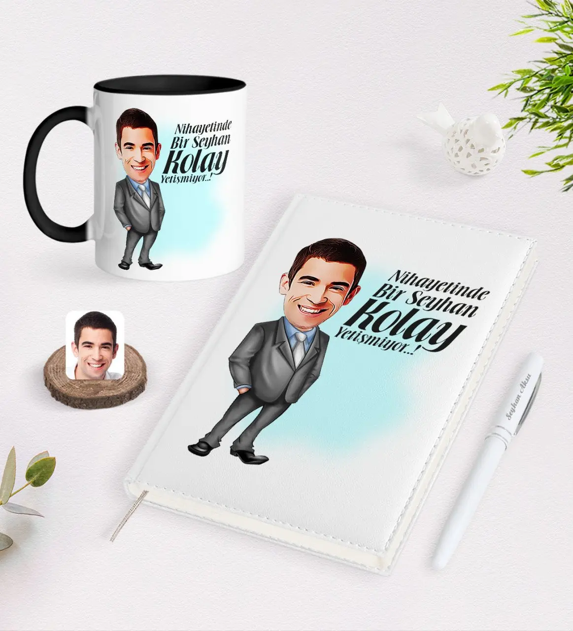 Персонализированная Мужская Легко растущая карикатура 2021 Органайзер ручка и черная кружка Seti-1
Персонализированная Мужская Легко растущая карикатура 2021 Органайзер ручка и черная кружка Seti-1