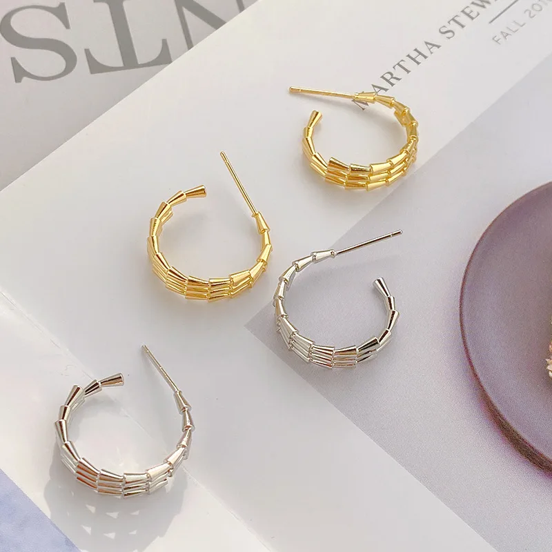 Design sense metal bamboo round earrings women's 2022 new fashion Korean jewelry wedding party unusual earrings
Design sense metal bamboo round earrings women's 2022 new fashion Korean jewelry wedding party unusual earrings