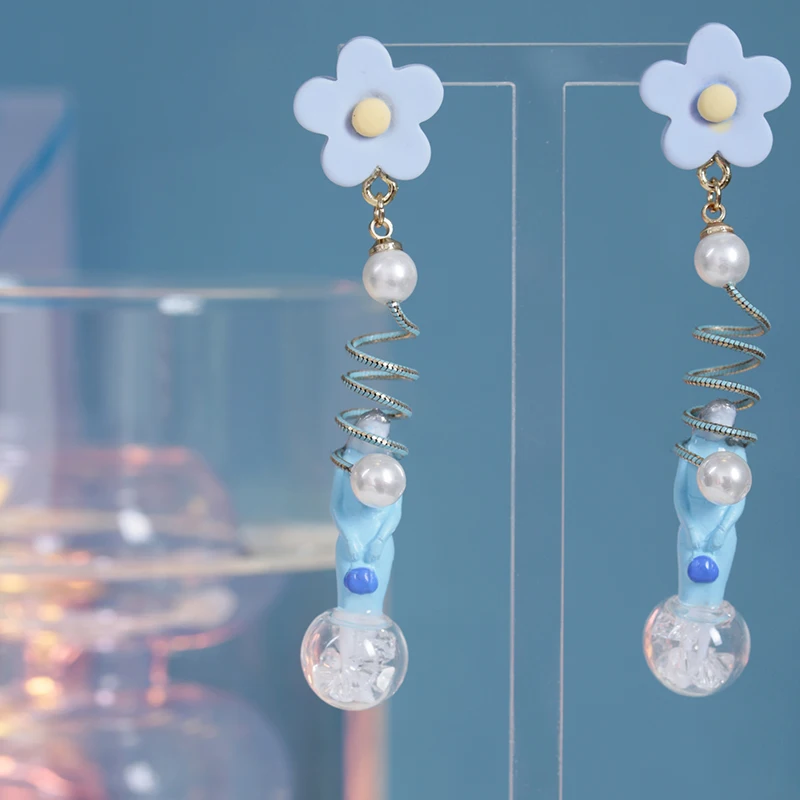 Earrings For Women Pearl Spiral Chain Flower Character Statement Funny Cute Stud Earrings Clip On Korean Fashion Jewelry Resin
Earrings For Women Pearl Spiral Chain Flower Character Statement Funny Cute Stud Earrings Clip On Korean Fashion Jewelry Resin