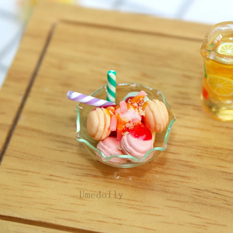 1PCS 1/12 Miniature Dollhouse Smoothie Macaron Dessert Model for Doll Food Pretend Play Mini Kitchen Accessories Toy
1PCS 1/12 Miniature Dollhouse Smoothie Macaron Dessert Model for Doll Food Pretend Play Mini Kitchen Accessories Toy