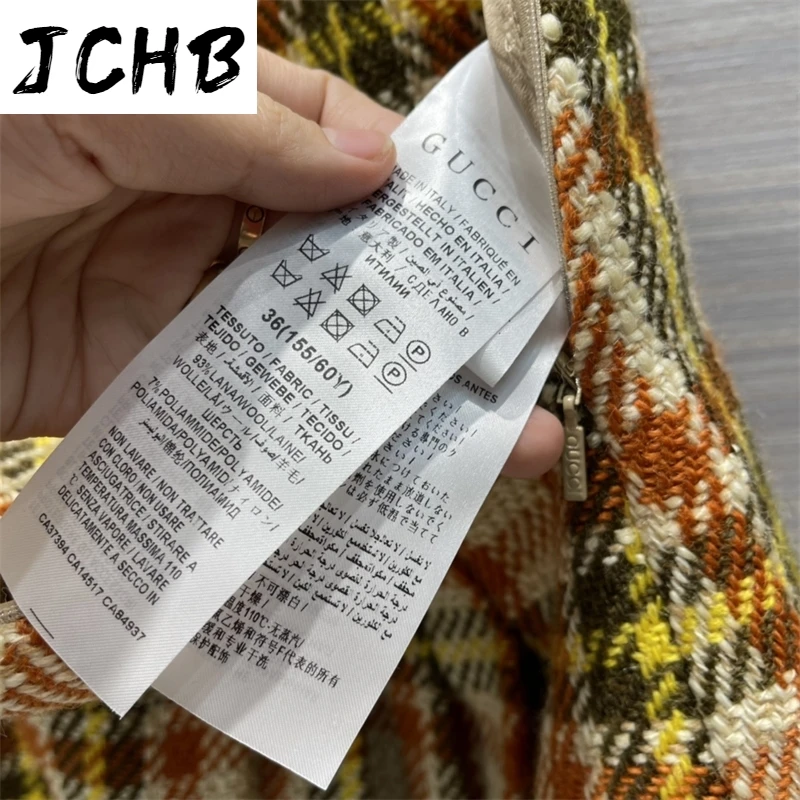 Luxury Woman Brand Skirts 2021 Early Spring New British Fashion Button Sweet Office Plaid Pleated High Waist A-line Skirt
Luxury Woman Brand Skirts 2021 Early Spring New British Fashion Button Sweet Office Plaid Pleated High Waist A-line Skirt