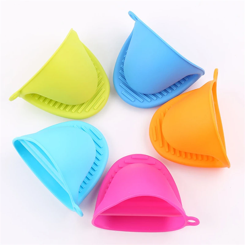 Silicone Anti-scalding Oven Gloves Kitchen Barbecue Gloves Potholder Tray Dish Rack Oven Hand Clamp Baking Oven Hand Clamp
Silicone Anti-scalding Oven Gloves Kitchen Barbecue Gloves Potholder Tray Dish Rack Oven Hand Clamp Baking Oven Hand Clamp