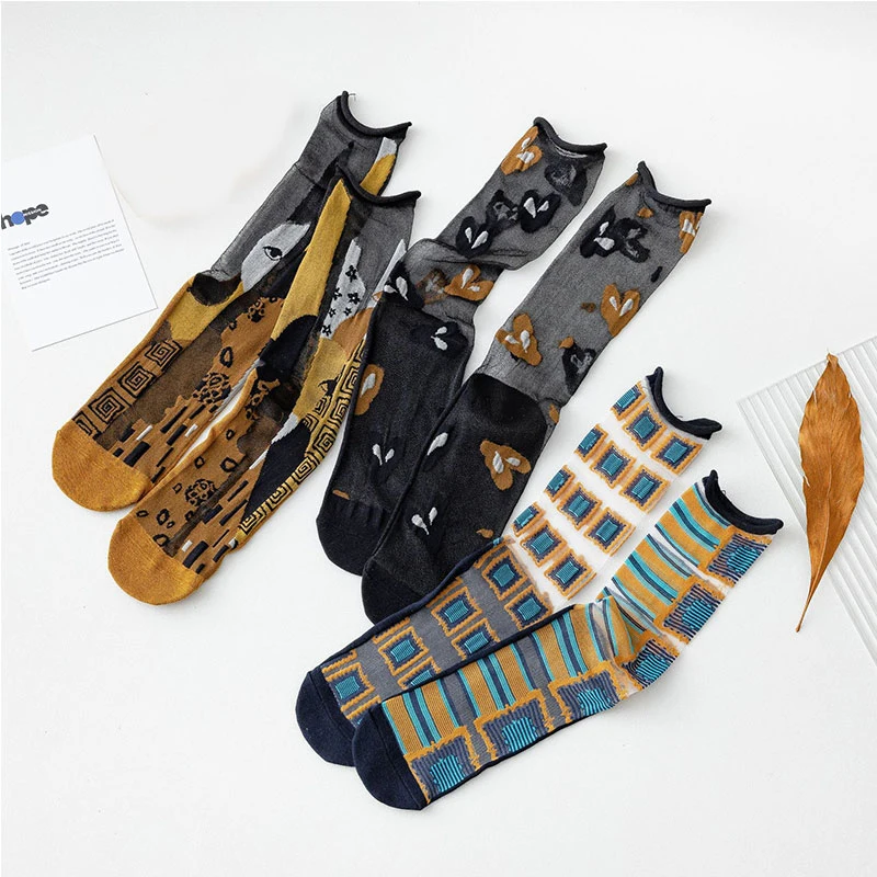 Fashion Printing Creative French Art Card Stockings Ladies Left And Right Foot Tide Socks Glass Silk Cotton Bottom Stockings
Fashion Printing Creative French Art Card Stockings Ladies Left And Right Foot Tide Socks Glass Silk Cotton Bottom Stockings