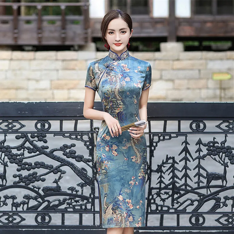Qipao Dress Modern Silk Chinese Traditional Women Dresses Modern Cheongsam Elegant Vestidos Wedding Party Dress 2021 Plus Size
Qipao Dress Modern Silk Chinese Traditional Women Dresses Modern Cheongsam Elegant Vestidos Wedding Party Dress 2021 Plus Size
