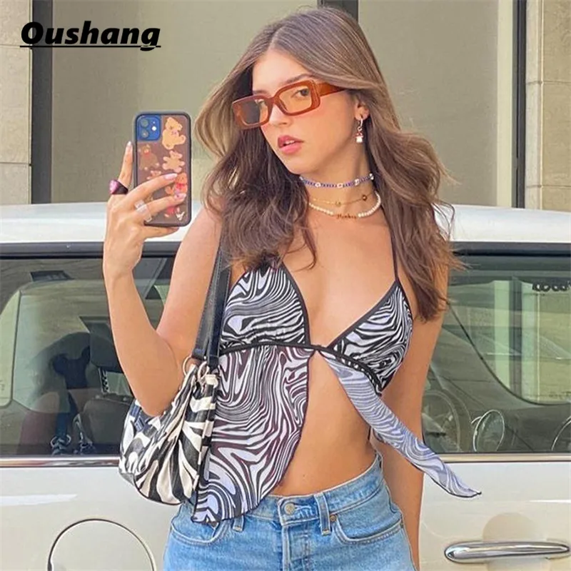 2000s Fashion Sexy Halter Crop Tops Y2K Streetwear Backless Summer Ripple Print Slit Mesh Tank Tops 2021 Party Clubwear Camisole
2000s Fashion Sexy Halter Crop Tops Y2K Streetwear Backless Summer Ripple Print Slit Mesh Tank Tops 2021 Party Clubwear Camisole