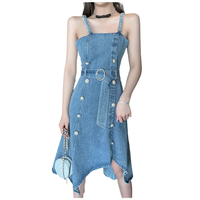 2021 New Korean Chic Irregular Denim Woman Dress Double-breasted Pearl Button Spaghetti Strap Cowboy Dresses Lace-up with Belt
2021 New Korean Chic Irregular Denim Woman Dress Double-breasted Pearl Button Spaghetti Strap Cowboy Dresses Lace-up with Belt