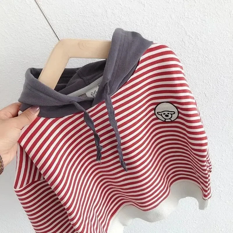 Children's striped loose top spring and autumn boys and girls versatile Hoodie coats t-shirts P5910
Children's striped loose top spring and autumn boys and girls versatile Hoodie coats t-shirts P5910