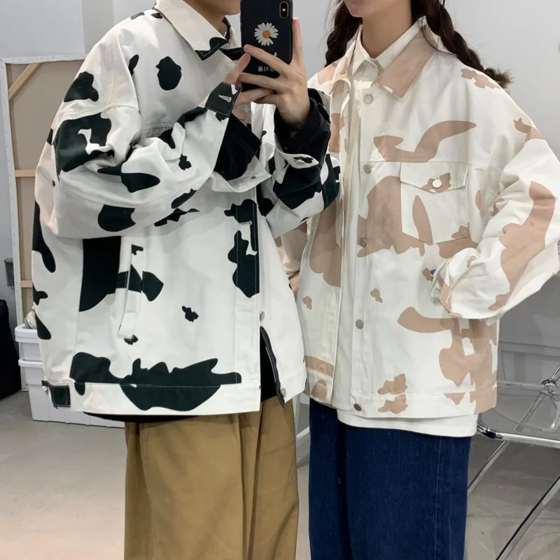 Spring Autumn Cotton Cow Jacket Men's Fashion Retro Casual Camo Jacket Men Streetwear Korean Loose Hip-hop Bomber Jacket Men 
Spring Autumn Cotton Cow Jacket Men's Fashion Retro Casual Camo Jacket Men Streetwear Korean Loose Hip-hop Bomber Jacket Men
