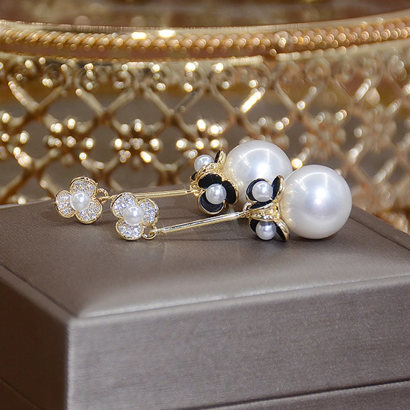 2021 New Arrive French Flower Pearl Earring for Women Charm Temperament Micro Inlaid cz Zirconia Stud Earrings Jewelry Pendant
2021 New Arrive French Flower Pearl Earring for Women Charm Temperament Micro Inlaid cz Zirconia Stud Earrings Jewelry Pendant