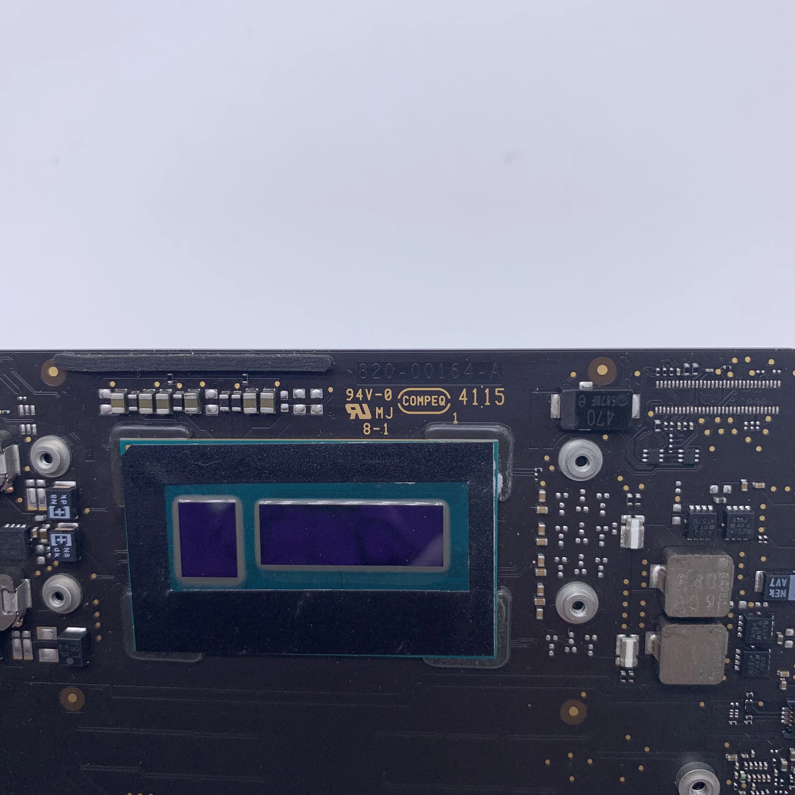 KEFU A1465 motheboard FOR MacBook Air 11" logic Board i5 1.6Ghz 8G RAM 2015 820-00164-B 820-00164-A Motherboard original test
KEFU A1465 motheboard FOR MacBook Air 11" logic Board i5 1.6Ghz 8G RAM 2015 820-00164-B 820-00164-A Motherboard original test