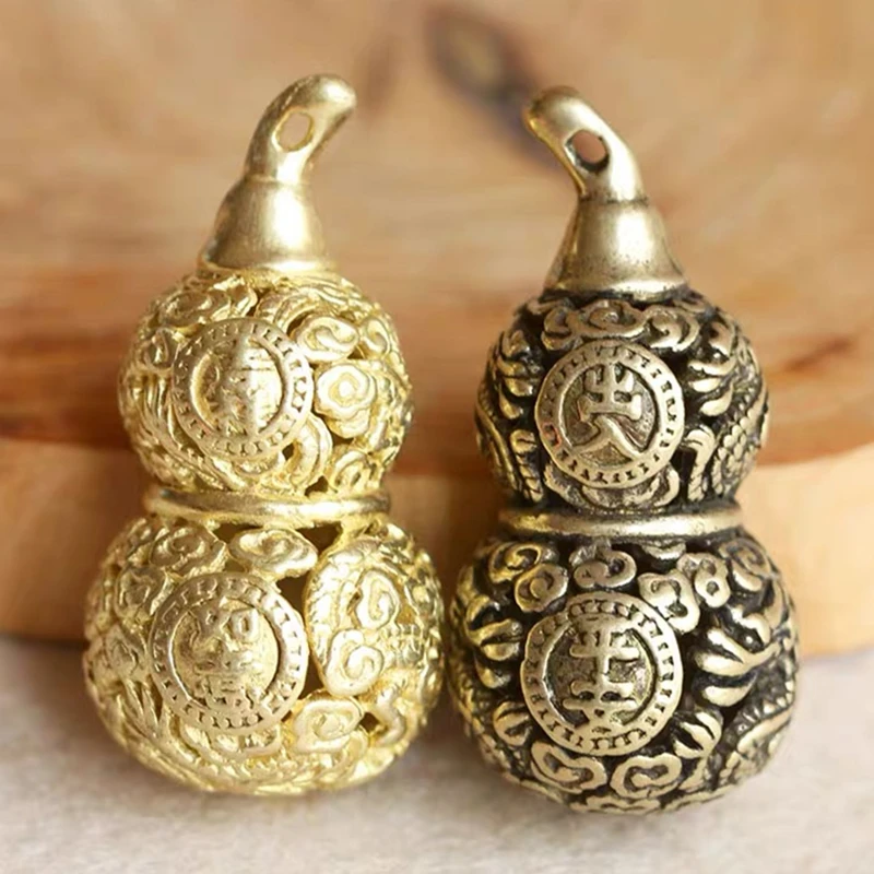 Brass Handicraft Die-Casting Gourd Hollow Wind Bell Good luck Bronze Creative Gift home Decoration Pendant Car Key Chain
Brass Handicraft Die-Casting Gourd Hollow Wind Bell Good luck Bronze Creative Gift home Decoration Pendant Car Key Chain