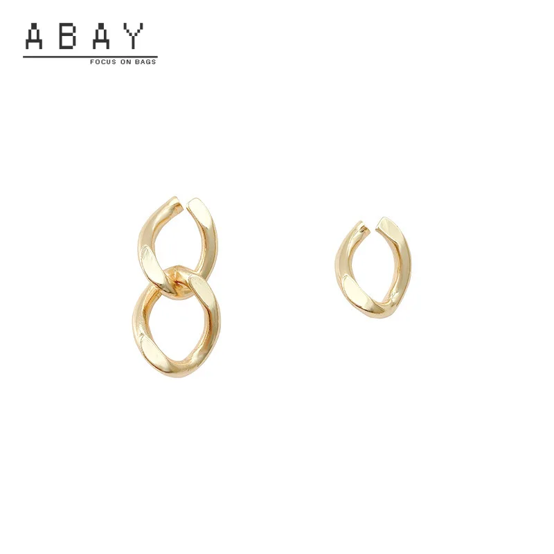 Fashion Hot Sale Retro Gold Round Earrings Women 2020 New Simplicity Versatile Temperament Metal High Quality Female Ear Pendant
Fashion Hot Sale Retro Gold Round Earrings Women 2020 New Simplicity Versatile Temperament Metal High Quality Female Ear Pendant