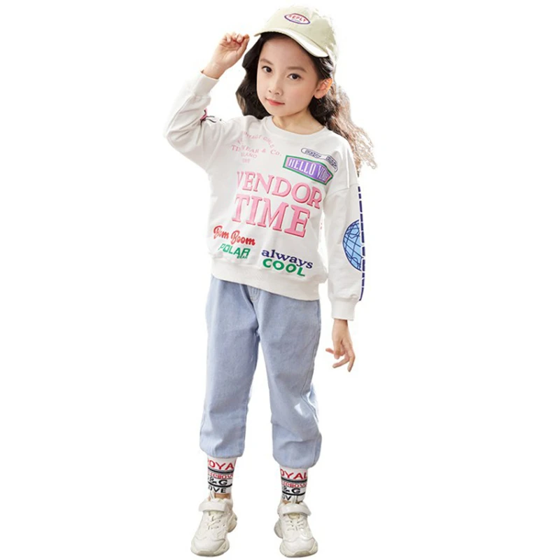 Girls fashion T-shirt jeans casual two-piece Girl autumn sweater jeans suit Girls Cotton Print T-Shirt Pants Set
Girls fashion T-shirt jeans casual two-piece Girl autumn sweater jeans suit Girls Cotton Print T-Shirt Pants Set
